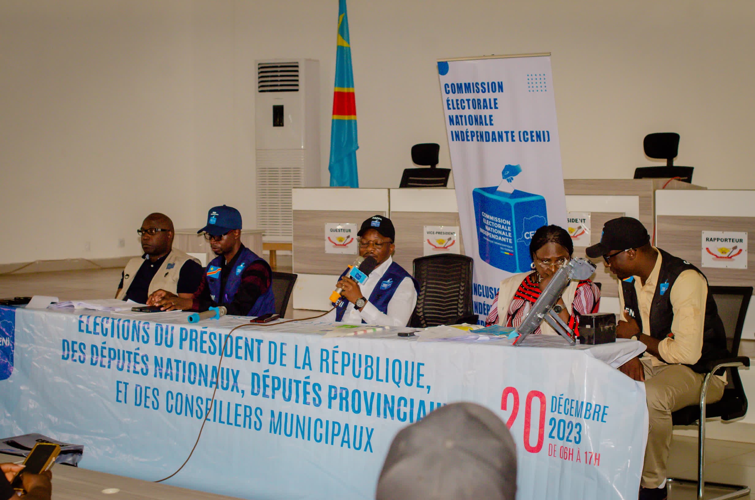 Les membres du gouvernement provincial et les députés provinciaux du Tanganyika outillés sur les procédures et le fonctionnement du Dispositif électronique de vote