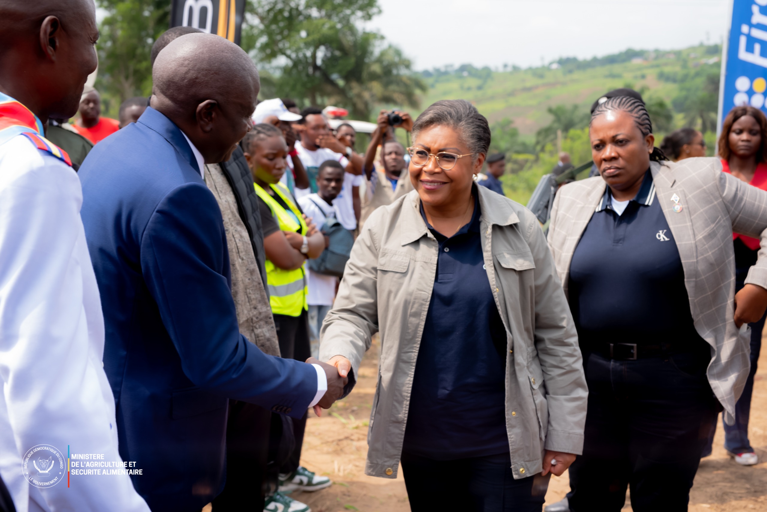 Grégoire Mutshail et Judith Suminwa à Mbanza-Ngungu : Lancement du Centre Communautaire des Métiers pour l&rsquo;Agriculture et l&rsquo;Emploi des Jeunes