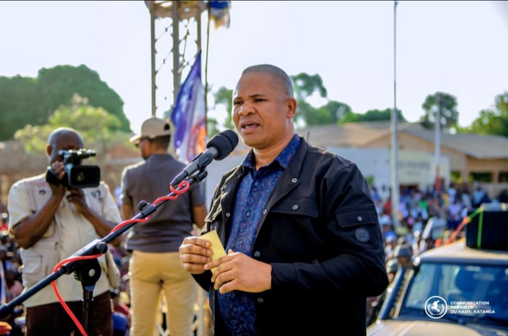 Le pari de Félix Tshisekedi gagné à Kasenga : Martin Kazembe convainc un territoire réputé difficile de dire « Oui » à la réforme constitutionnelle